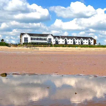 Üdülőközpont Quality Holiday Homes 4*